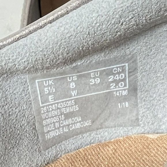 Clarks Womens Flats Pewter Leather Loafer Shoes Size 8W Perforated Espadrille - Picture 10 of 11